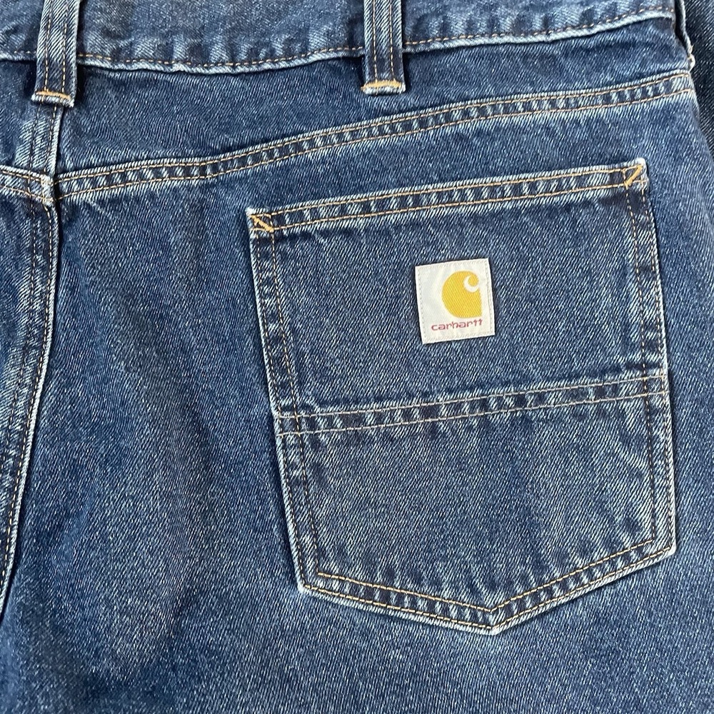 Carhartt Men's Denim Jeans Relaxed Fit 42x30 Medium Blue - Picture 2 of 7